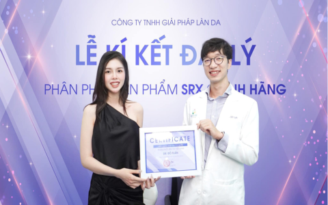 Dr Đỗ Tuấn - CEO Medi Aesthetics ký kết hợp đồng phân phối chính thức cùng SRX Laboratory Dermatology